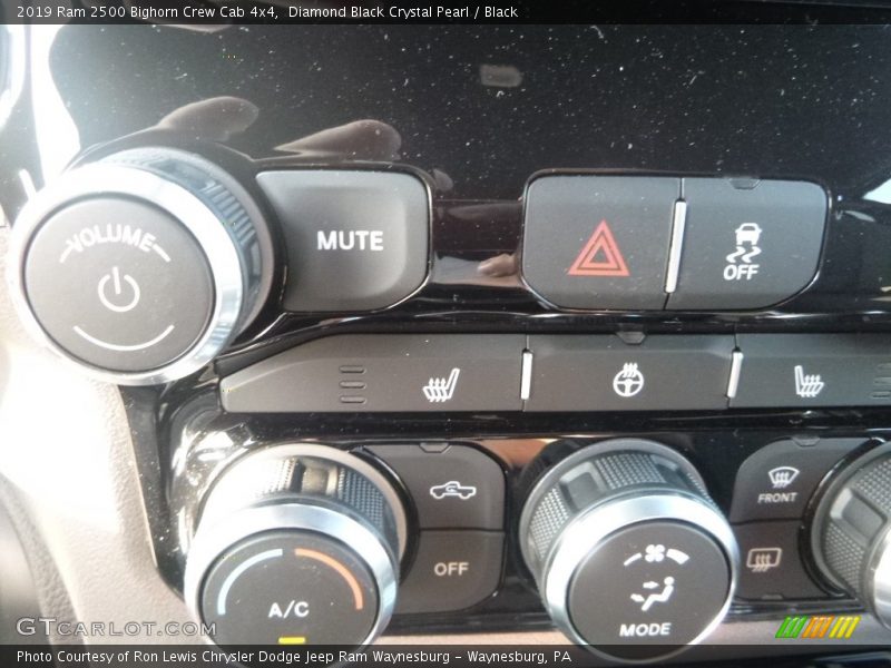 Diamond Black Crystal Pearl / Black 2019 Ram 2500 Bighorn Crew Cab 4x4