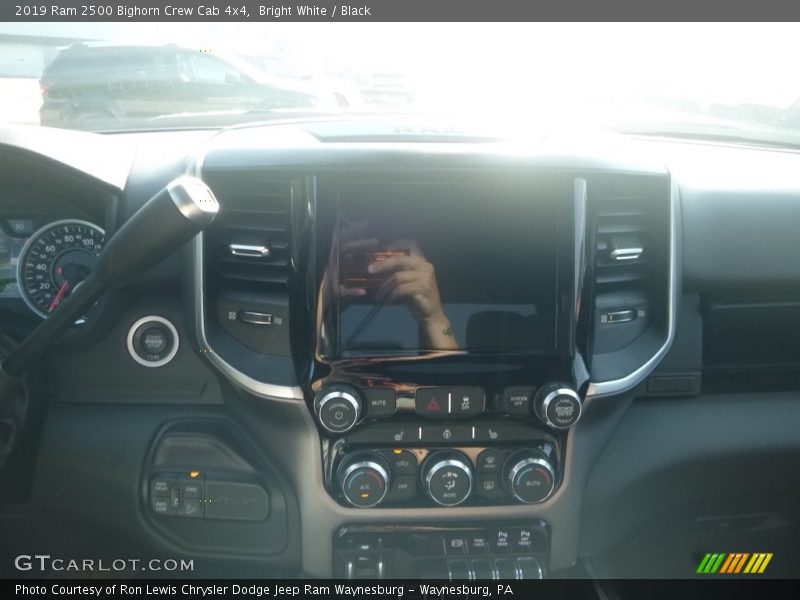 Bright White / Black 2019 Ram 2500 Bighorn Crew Cab 4x4