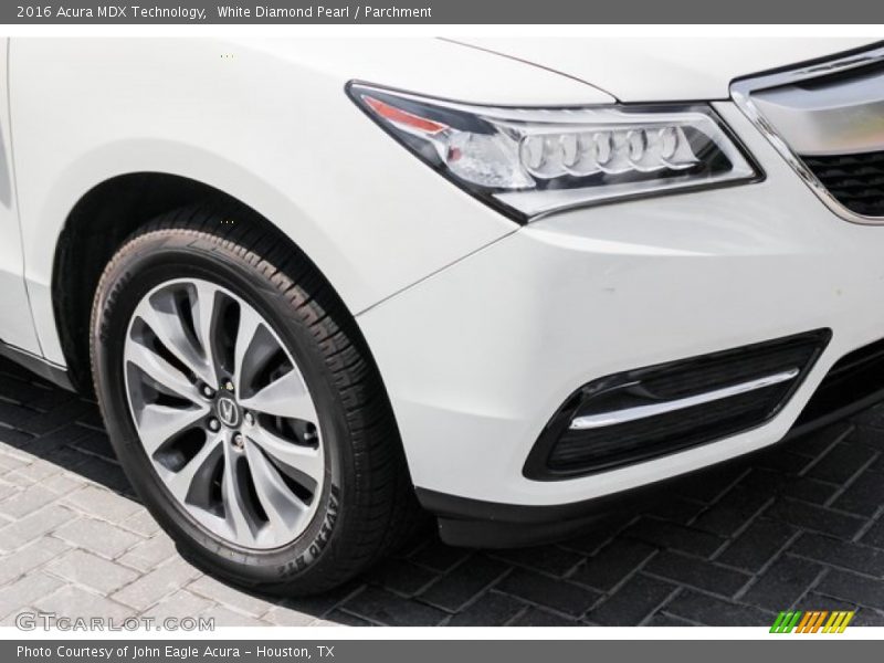 White Diamond Pearl / Parchment 2016 Acura MDX Technology