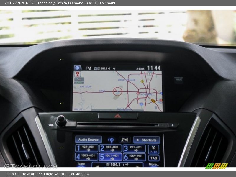 White Diamond Pearl / Parchment 2016 Acura MDX Technology