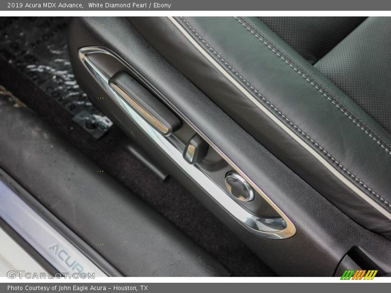 White Diamond Pearl / Ebony 2019 Acura MDX Advance