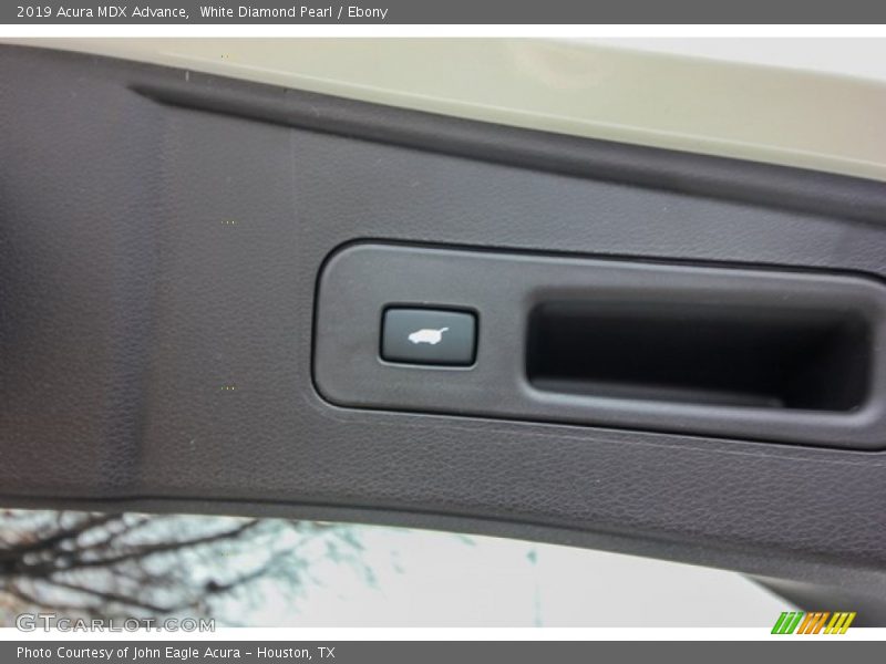 White Diamond Pearl / Ebony 2019 Acura MDX Advance