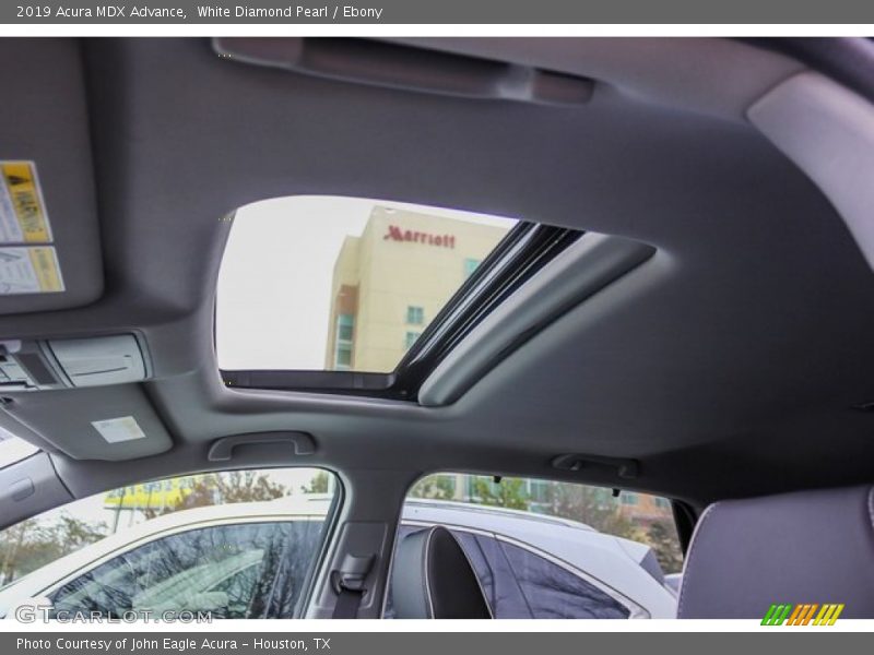 White Diamond Pearl / Ebony 2019 Acura MDX Advance