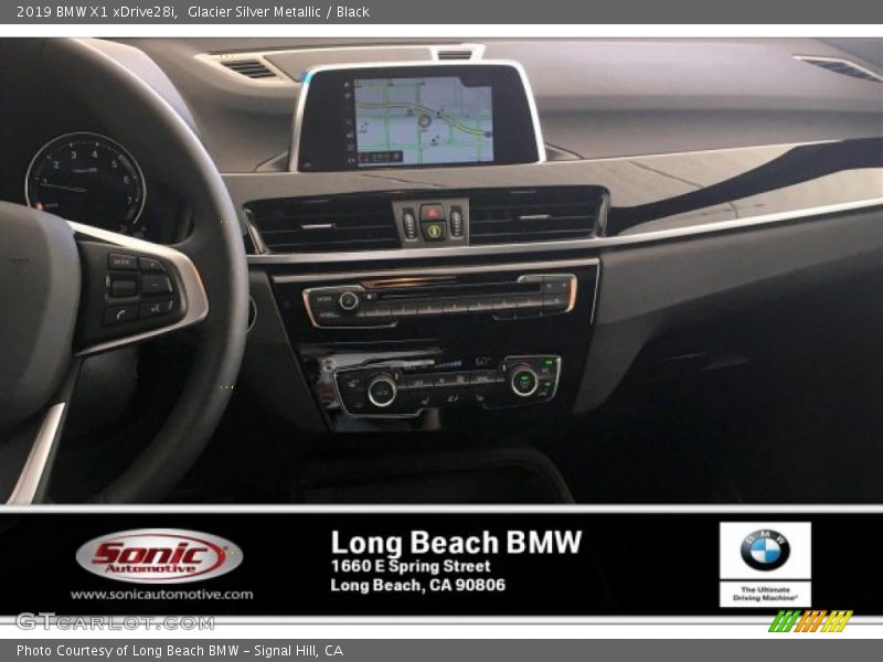 Glacier Silver Metallic / Black 2019 BMW X1 xDrive28i