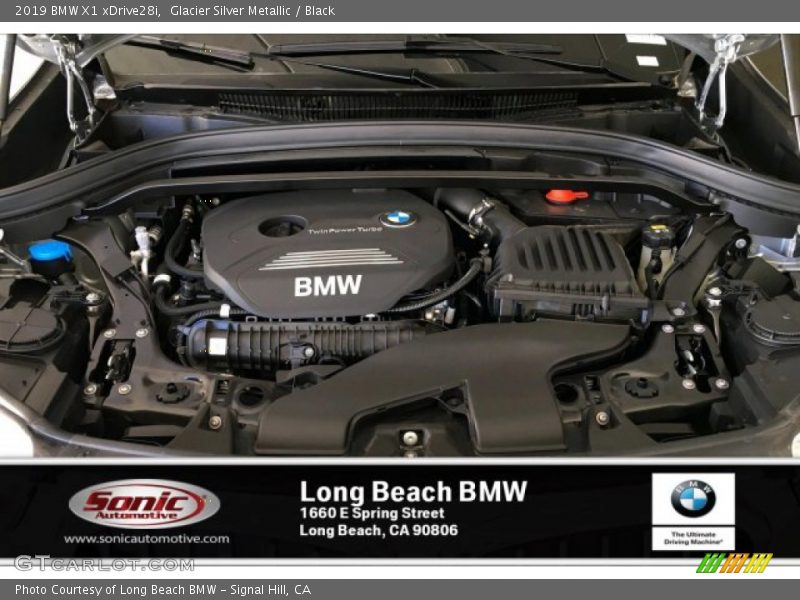 Glacier Silver Metallic / Black 2019 BMW X1 xDrive28i