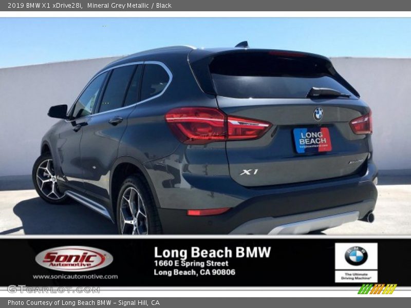 Mineral Grey Metallic / Black 2019 BMW X1 xDrive28i