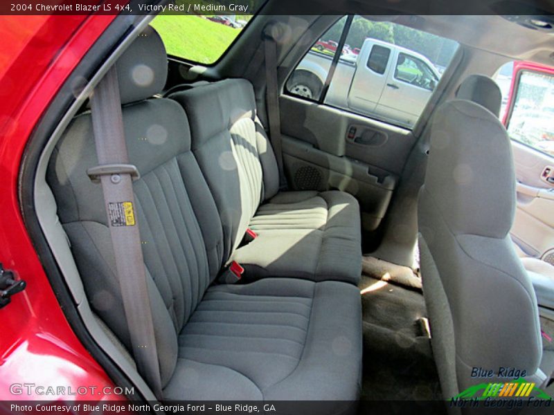 Victory Red / Medium Gray 2004 Chevrolet Blazer LS 4x4