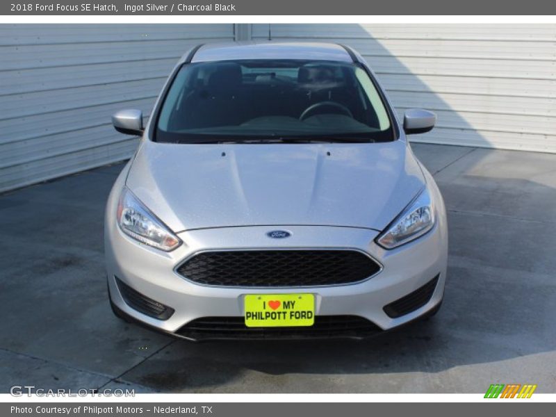 Ingot Silver / Charcoal Black 2018 Ford Focus SE Hatch