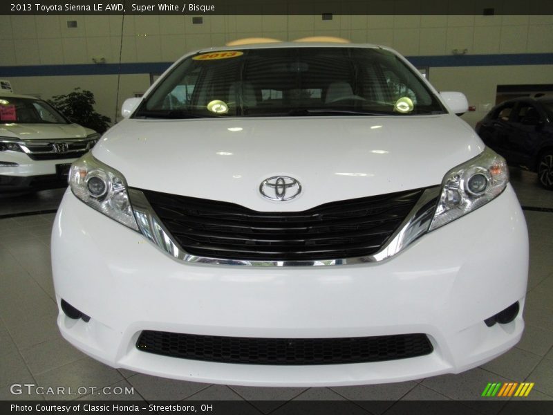 Super White / Bisque 2013 Toyota Sienna LE AWD