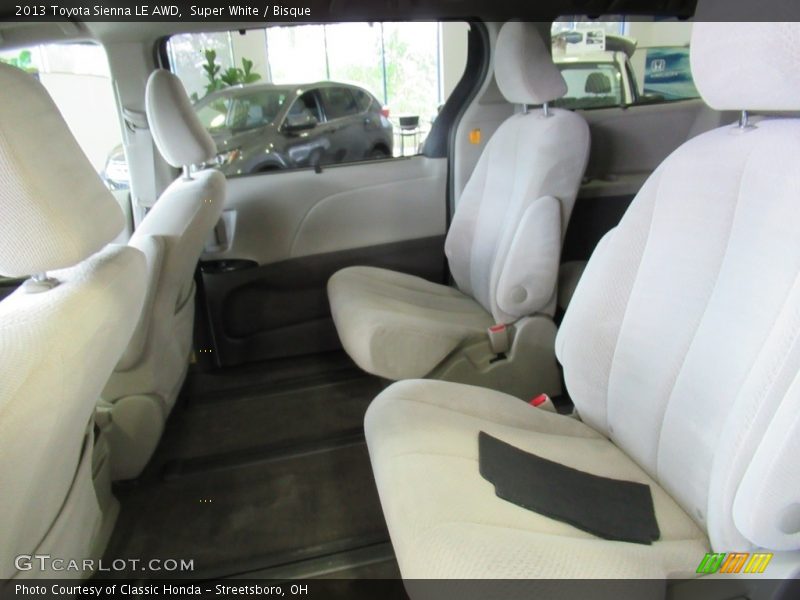 Super White / Bisque 2013 Toyota Sienna LE AWD