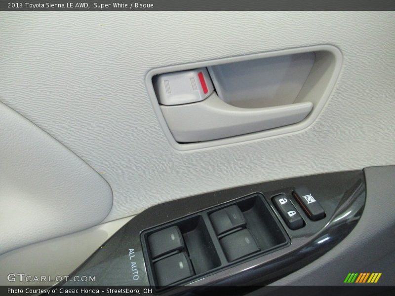 Super White / Bisque 2013 Toyota Sienna LE AWD