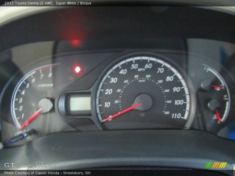 Super White / Bisque 2013 Toyota Sienna LE AWD