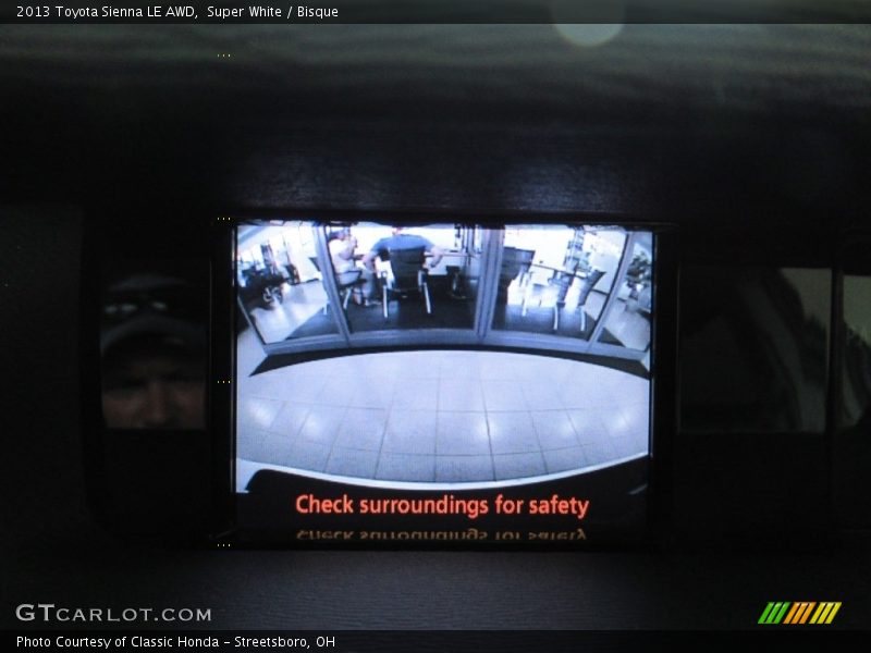 Super White / Bisque 2013 Toyota Sienna LE AWD