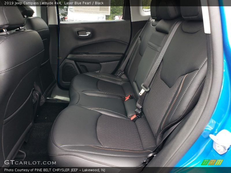 Laser Blue Pearl / Black 2019 Jeep Compass Latitude 4x4