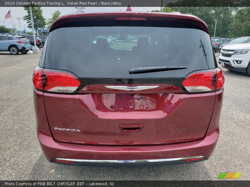 Velvet Red Pearl / Black/Alloy 2019 Chrysler Pacifica Touring L