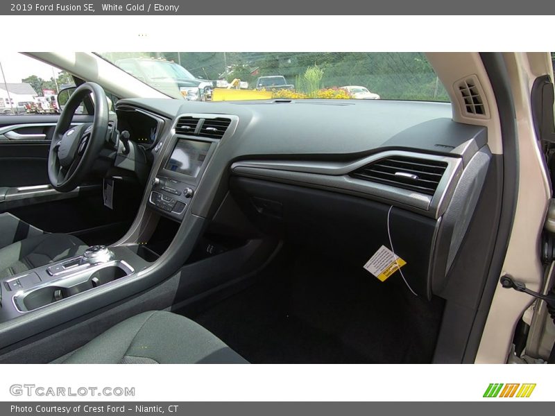 White Gold / Ebony 2019 Ford Fusion SE