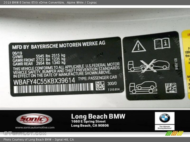 Alpine White / Cognac 2019 BMW 8 Series 850i xDrive Convertible