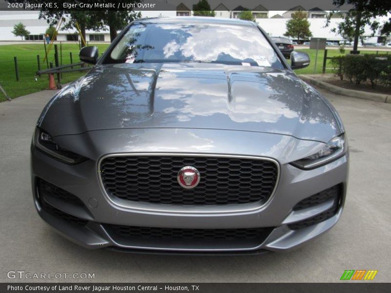 Eiger Gray Metallic / Light Oyster 2020 Jaguar XE S