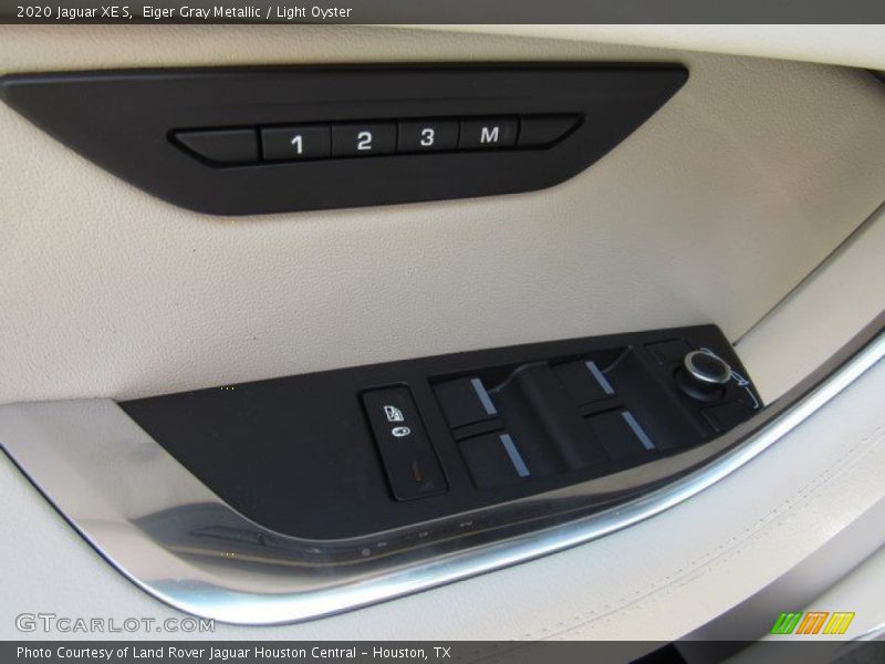 Controls of 2020 XE S