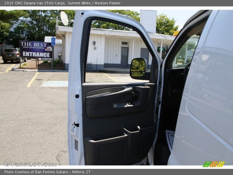 Summit White / Medium Pewter 2015 GMC Savana Van 2500 Cargo