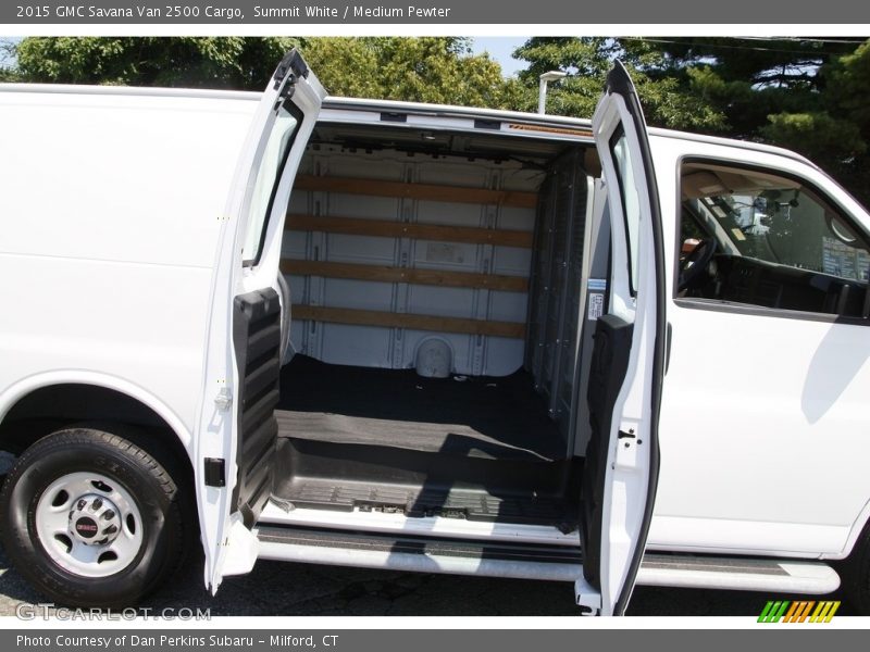 Summit White / Medium Pewter 2015 GMC Savana Van 2500 Cargo