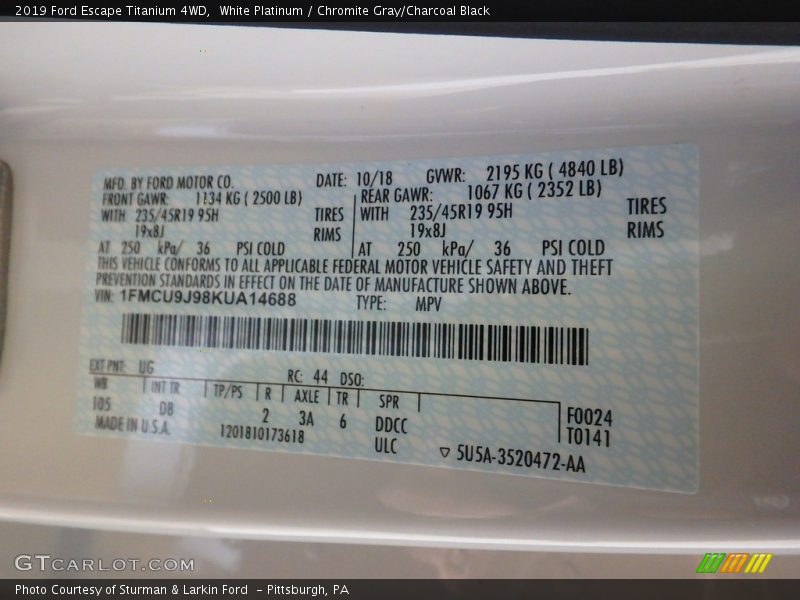 White Platinum / Chromite Gray/Charcoal Black 2019 Ford Escape Titanium 4WD