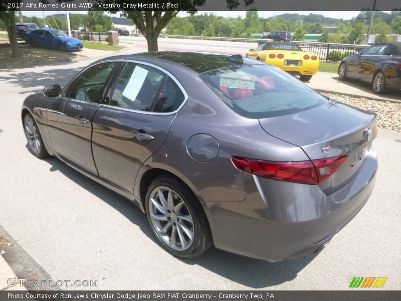 Vesuvio Gray Metallic / Red 2017 Alfa Romeo Giulia AWD