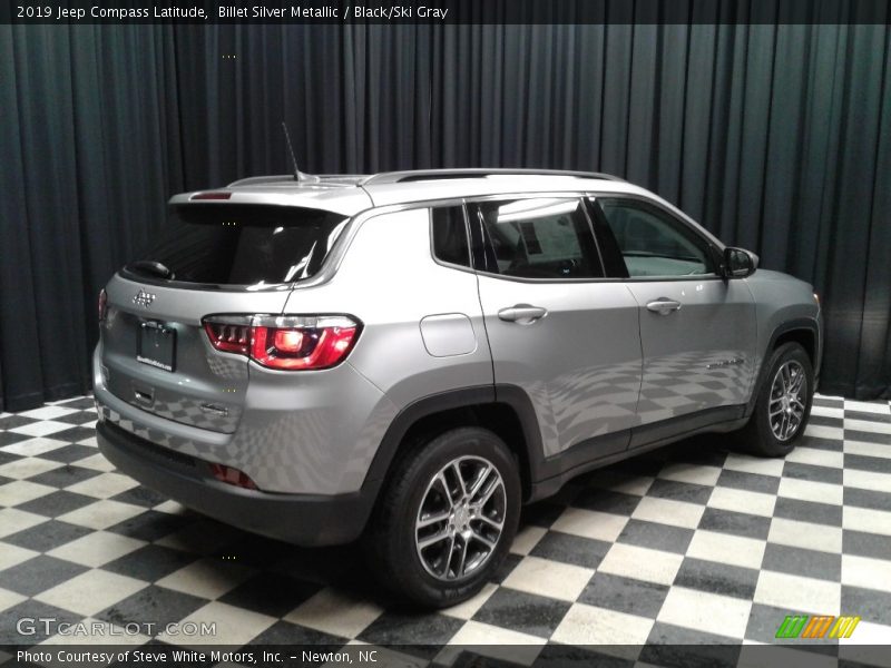 Billet Silver Metallic / Black/Ski Gray 2019 Jeep Compass Latitude