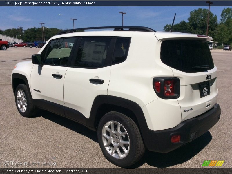 Alpine White / Black 2019 Jeep Renegade Sport 4x4