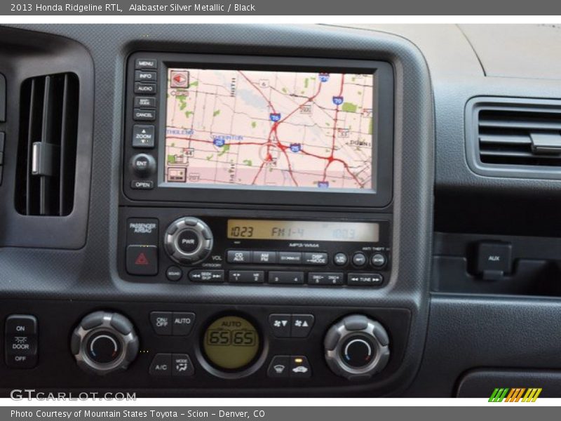 Alabaster Silver Metallic / Black 2013 Honda Ridgeline RTL