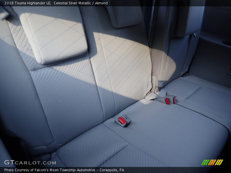 Celestial Silver Metallic / Almond 2018 Toyota Highlander LE