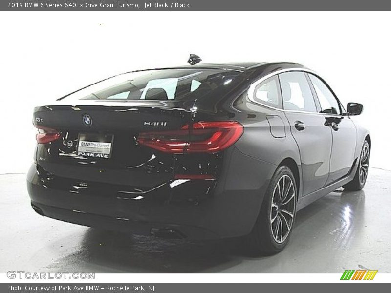 Jet Black / Black 2019 BMW 6 Series 640i xDrive Gran Turismo