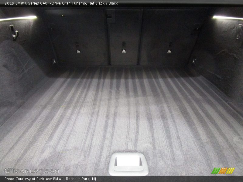 Jet Black / Black 2019 BMW 6 Series 640i xDrive Gran Turismo