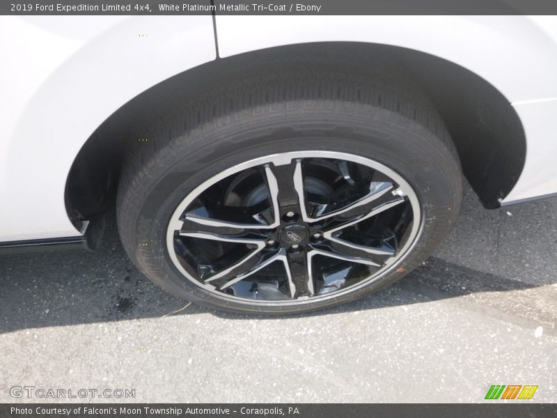 White Platinum Metallic Tri-Coat / Ebony 2019 Ford Expedition Limited 4x4