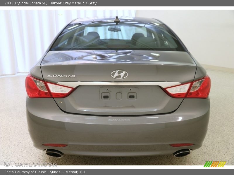 Harbor Gray Metallic / Gray 2013 Hyundai Sonata SE