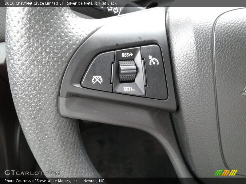 Silver Ice Metallic / Jet Black 2016 Chevrolet Cruze Limited LT