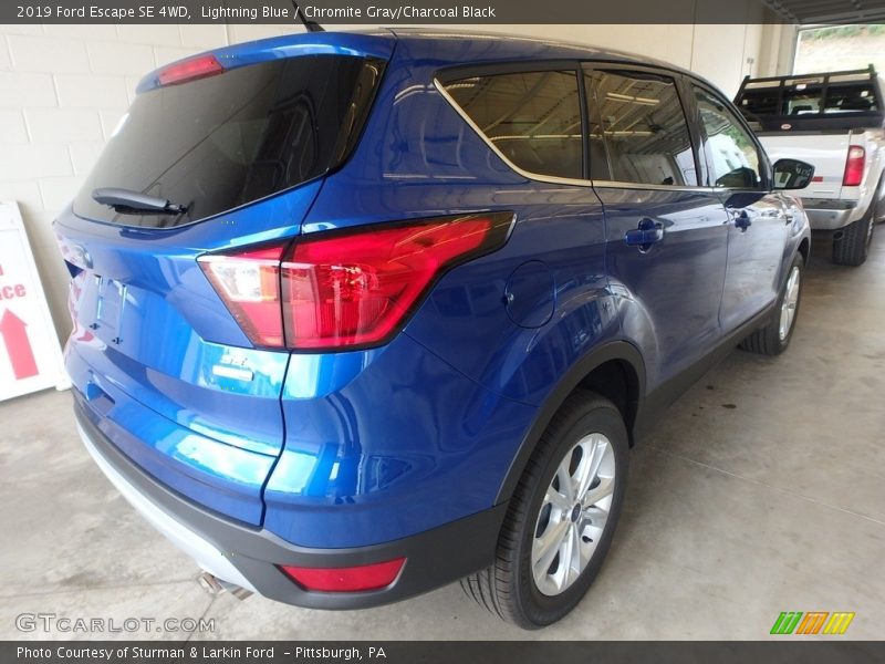 Lightning Blue / Chromite Gray/Charcoal Black 2019 Ford Escape SE 4WD