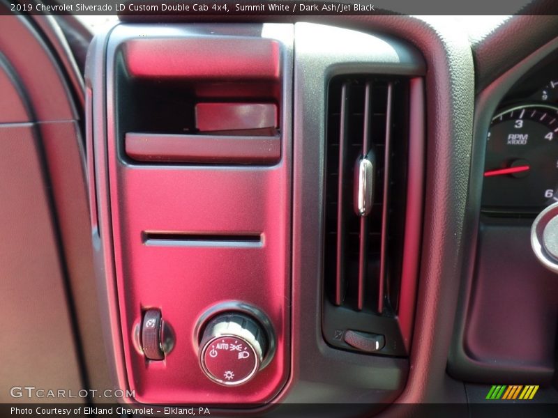 Summit White / Dark Ash/Jet Black 2019 Chevrolet Silverado LD Custom Double Cab 4x4