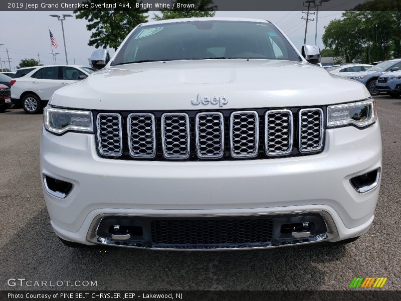 Bright White / Brown 2019 Jeep Grand Cherokee Overland 4x4