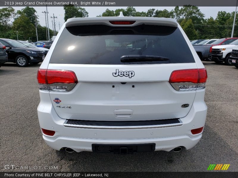 Bright White / Brown 2019 Jeep Grand Cherokee Overland 4x4