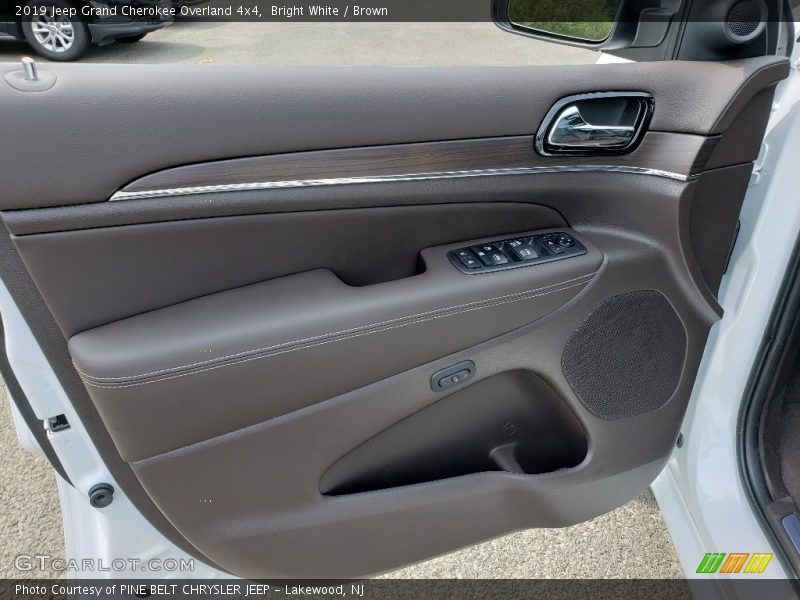 Bright White / Brown 2019 Jeep Grand Cherokee Overland 4x4