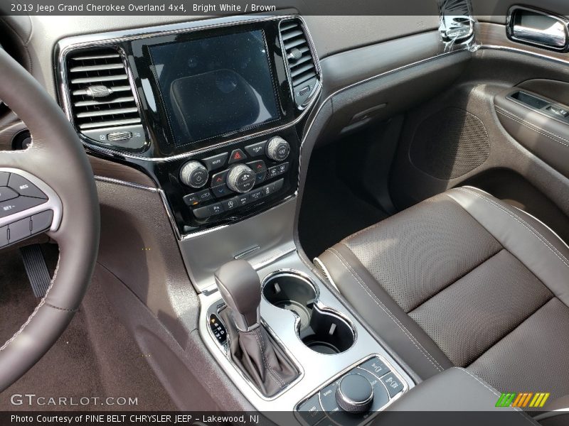 Bright White / Brown 2019 Jeep Grand Cherokee Overland 4x4