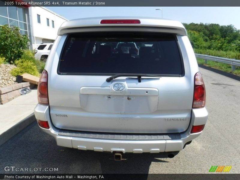 Titanium Metallic / Stone 2005 Toyota 4Runner SR5 4x4