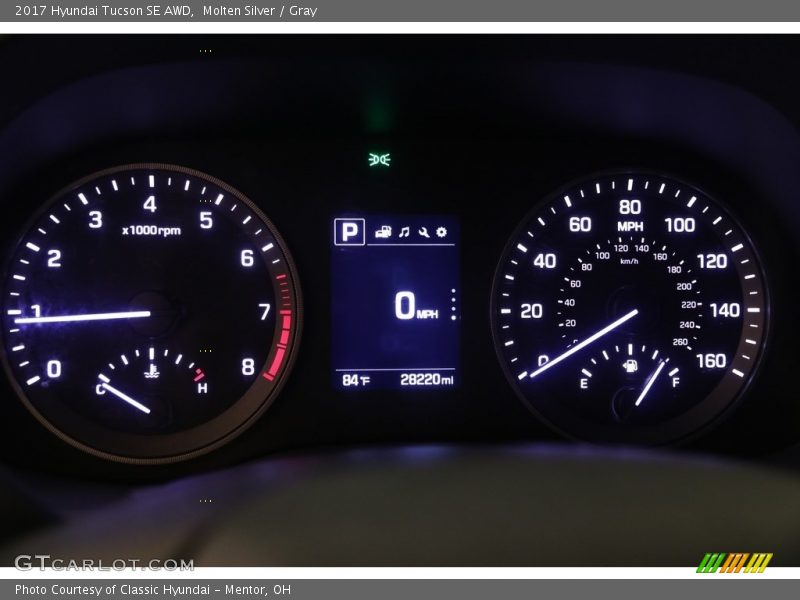Molten Silver / Gray 2017 Hyundai Tucson SE AWD