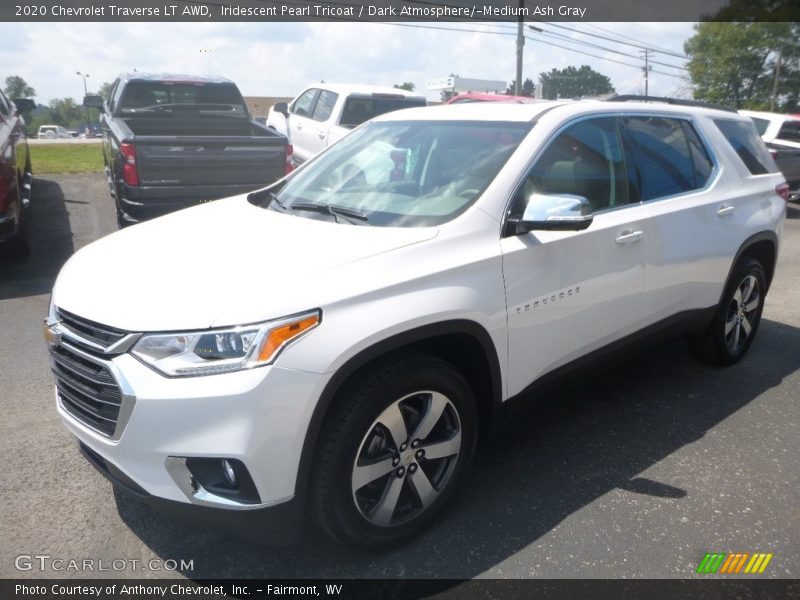 Front 3/4 View of 2020 Traverse LT AWD