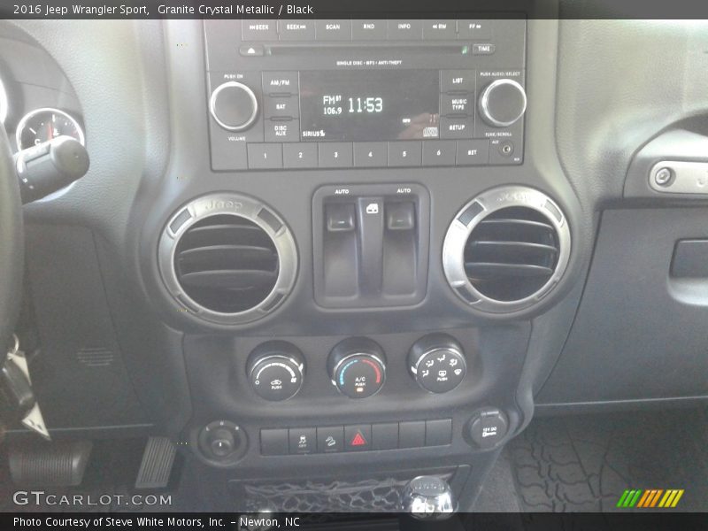 Granite Crystal Metallic / Black 2016 Jeep Wrangler Sport