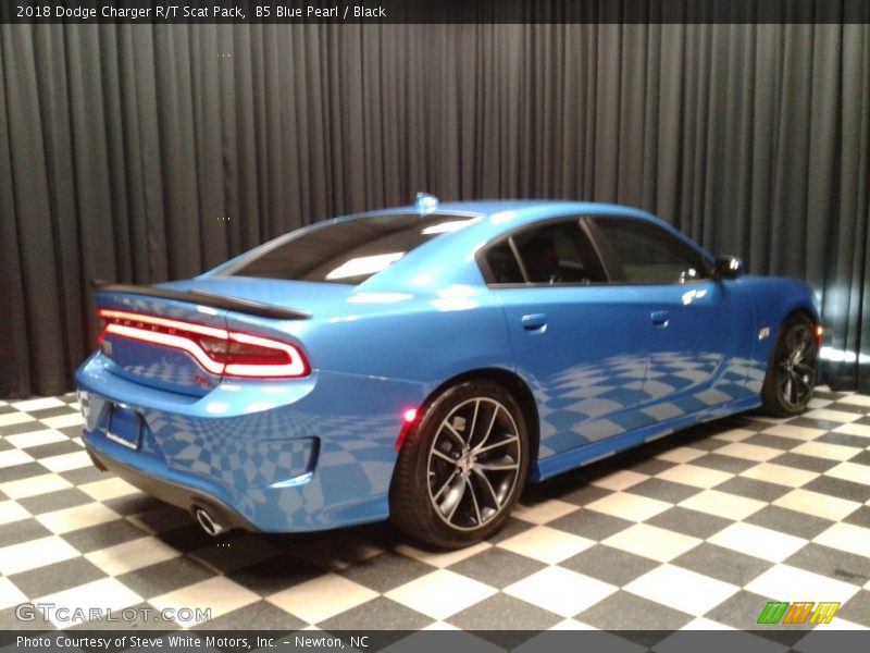B5 Blue Pearl / Black 2018 Dodge Charger R/T Scat Pack