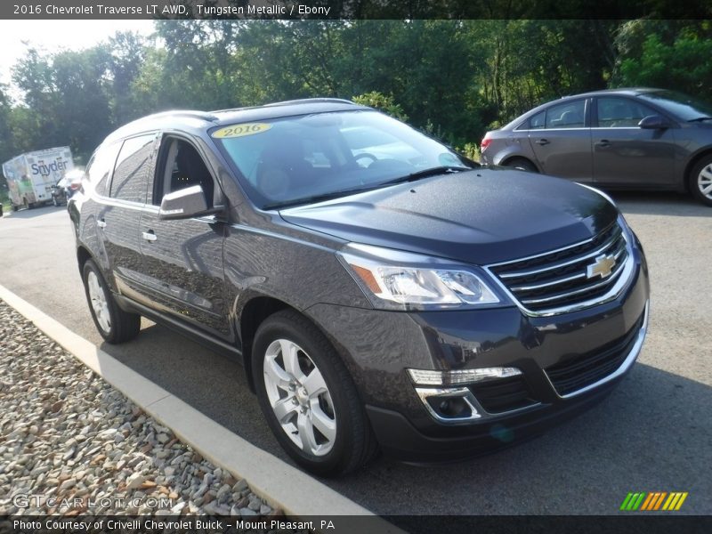 Tungsten Metallic / Ebony 2016 Chevrolet Traverse LT AWD