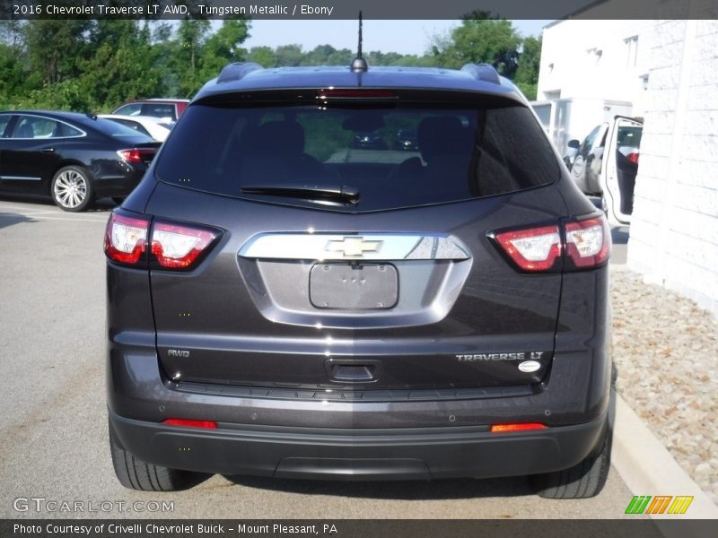 Tungsten Metallic / Ebony 2016 Chevrolet Traverse LT AWD