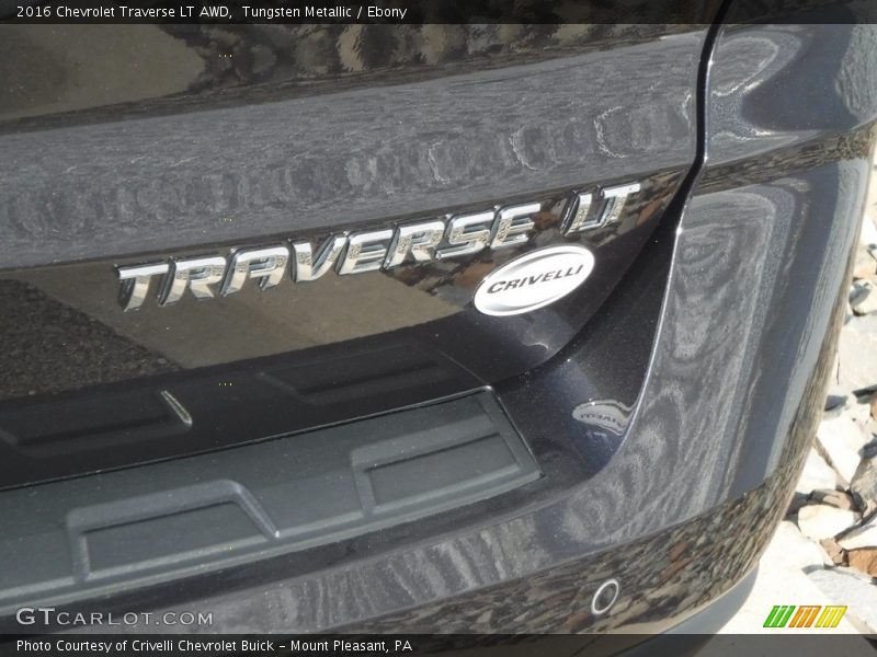 Tungsten Metallic / Ebony 2016 Chevrolet Traverse LT AWD